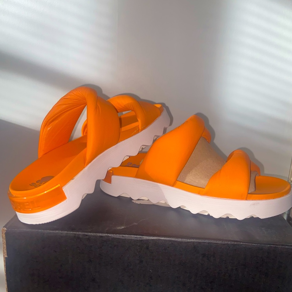 SOREL Vibe Twist Sandal in Koi/Sea Salt